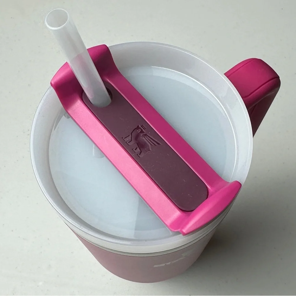NWT Stanley Fuchsia 40 Ounce Quencher H2.O FlowState Tumbler - Picture 6 of 8